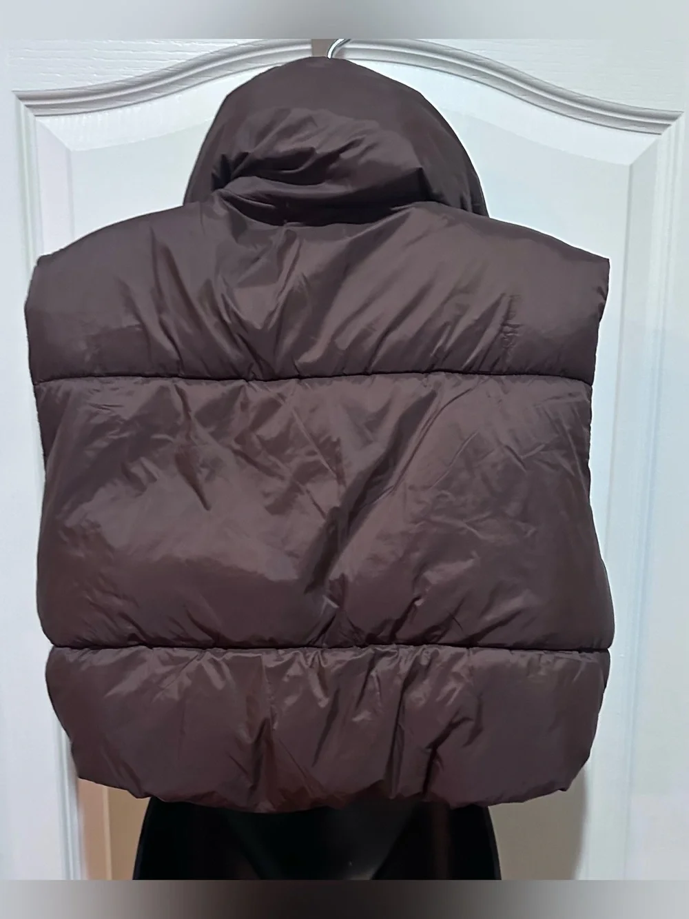 Love chic couture Puffer zip up sleeveless Vest in Deep Brown size L